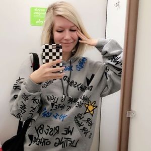 Meet your Posher, Casey